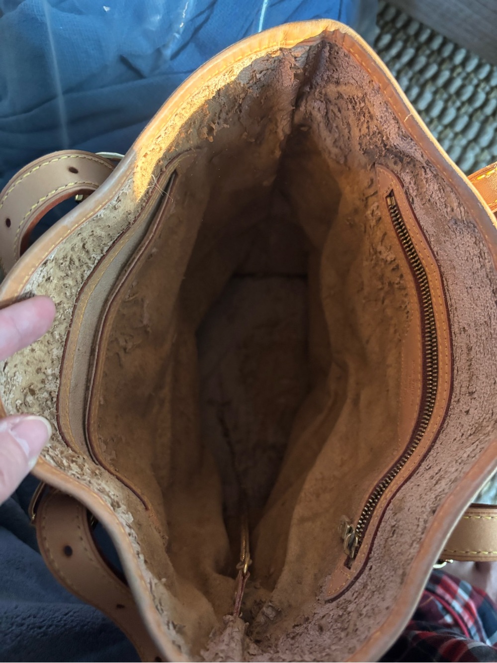 Vintage Louis Vuitton Monogram Bucket bag with Vachetta Trim- PROJECT BAG!!! - Picture 13 of 13